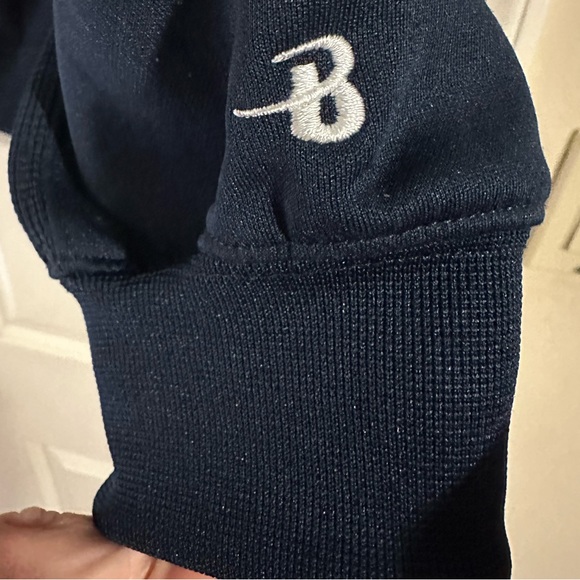 EUC University of Virginia youth Large hoodie with unique double pocket on front - Picture 2 of 7